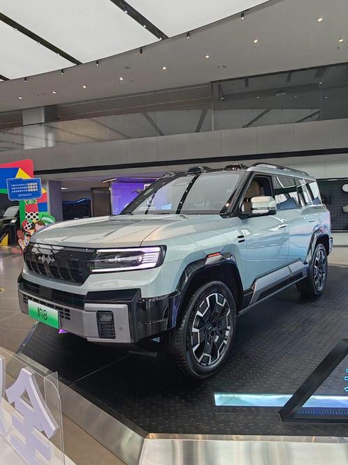 惠州106比亚迪方程豹硬派越野的爆款，英菲尼迪35周年与你共成长